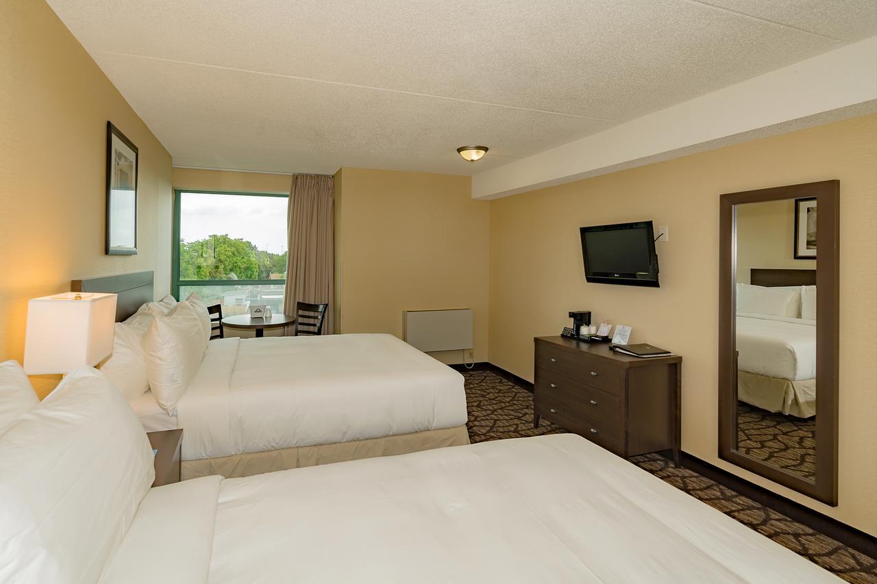 Days Inn By Wyndham Niagara Falls Lundys Lane מראה חיצוני תמונה