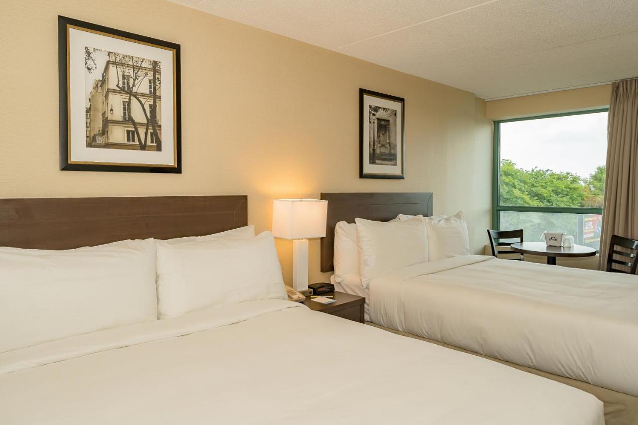 Days Inn By Wyndham Niagara Falls Lundys Lane מראה חיצוני תמונה