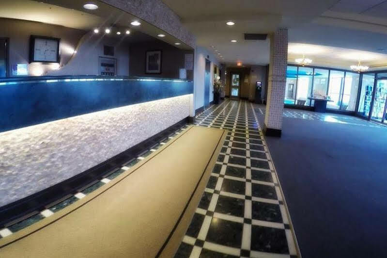 Days Inn By Wyndham Niagara Falls Lundys Lane מראה חיצוני תמונה
