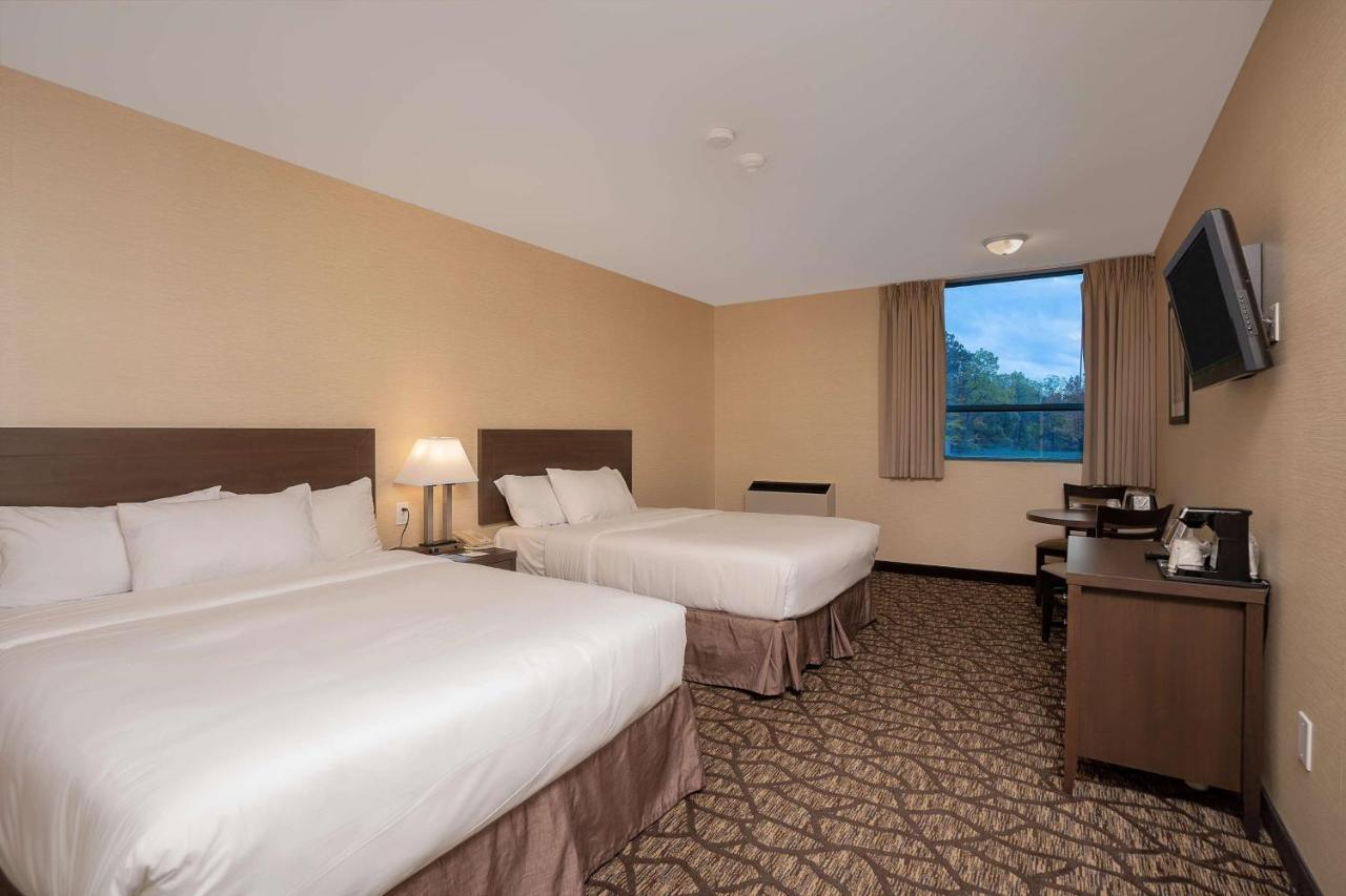 Days Inn By Wyndham Niagara Falls Lundys Lane מראה חיצוני תמונה